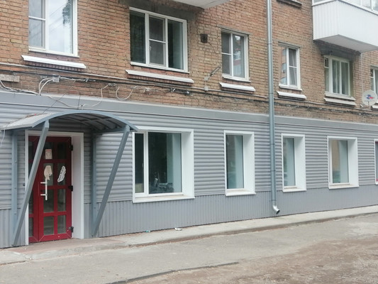 Снять  торговое помещение